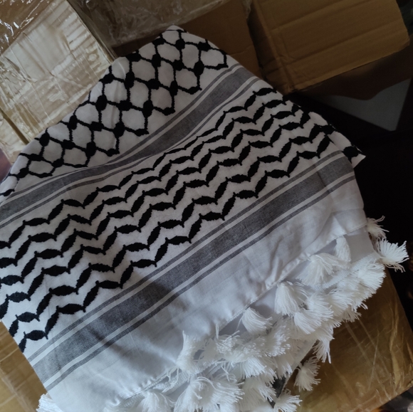 Kuffiah - Picture 4 of 4